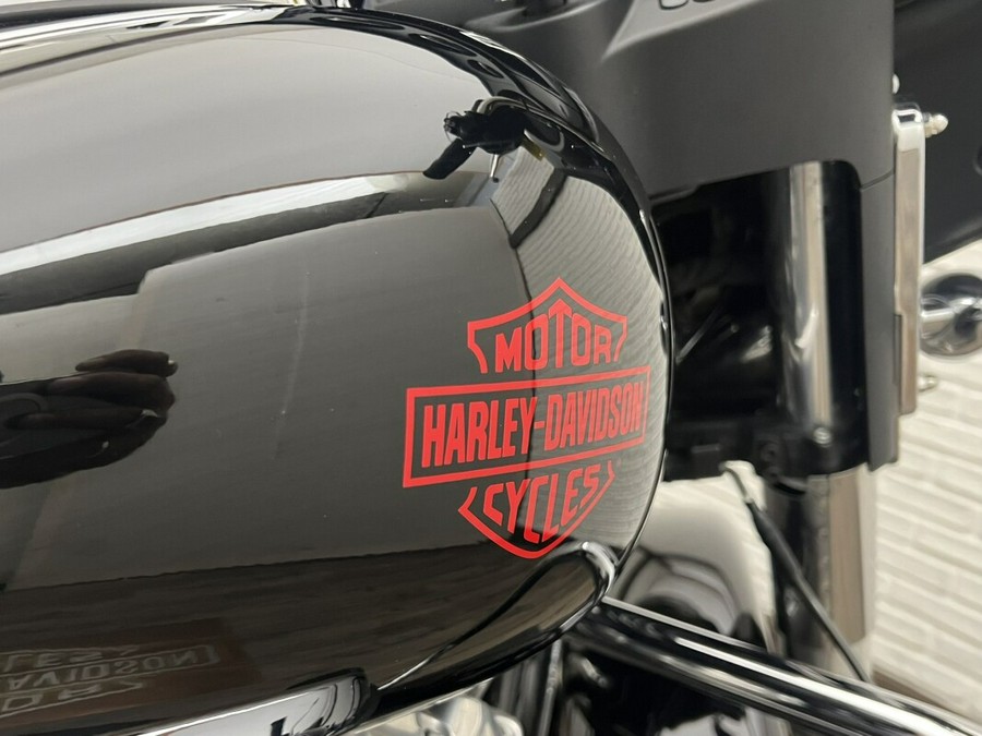 2022 Harley-Davidson® Electra Glide® Standard