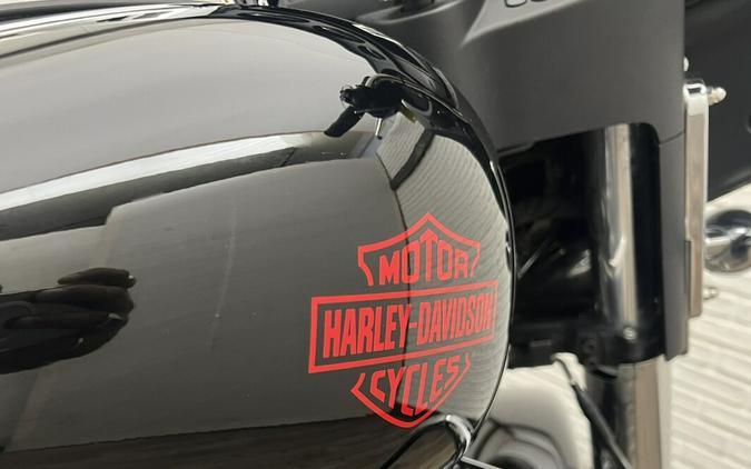 2022 Harley-Davidson® Electra Glide® Standard