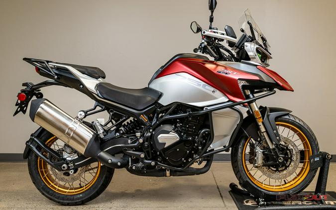 2023 Benelli SRT750X
