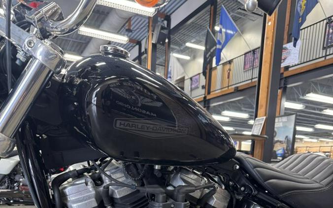 2022 Harley-Davidson Softail Standard