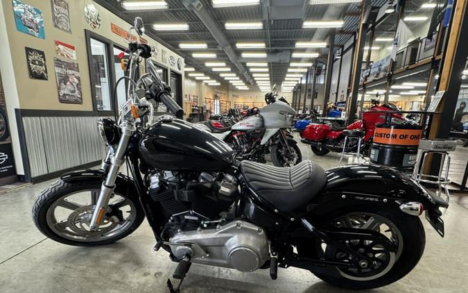 2022 Harley-Davidson Softail Standard
