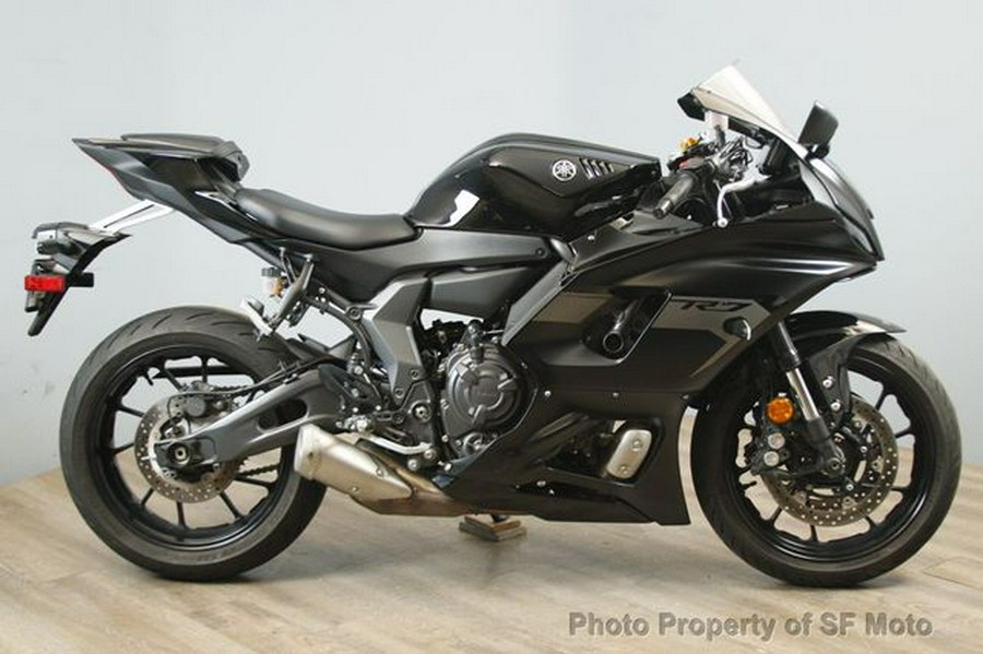 2025 Yamaha YZF-R7