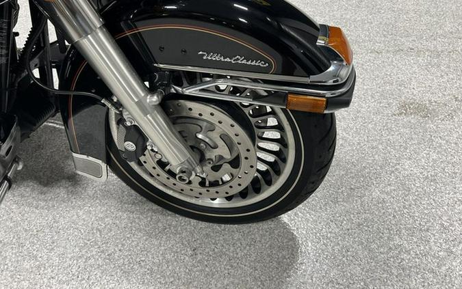 2011 Harley-Davidson FLHTCU - Ultra Classic Electra Glide