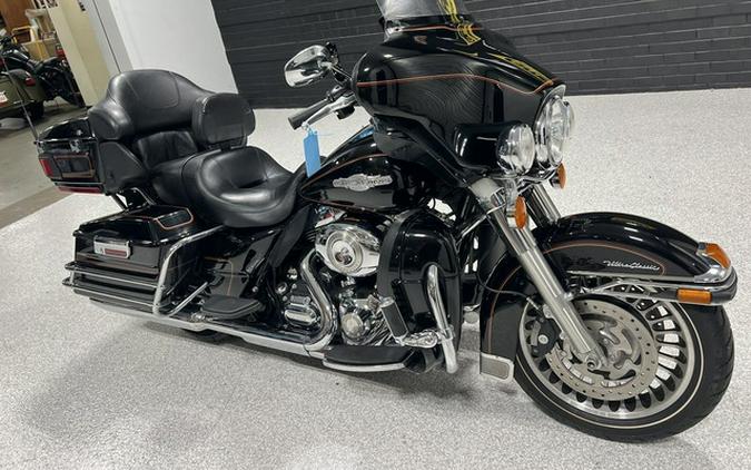 2011 Harley-Davidson FLHTCU - Ultra Classic Electra Glide