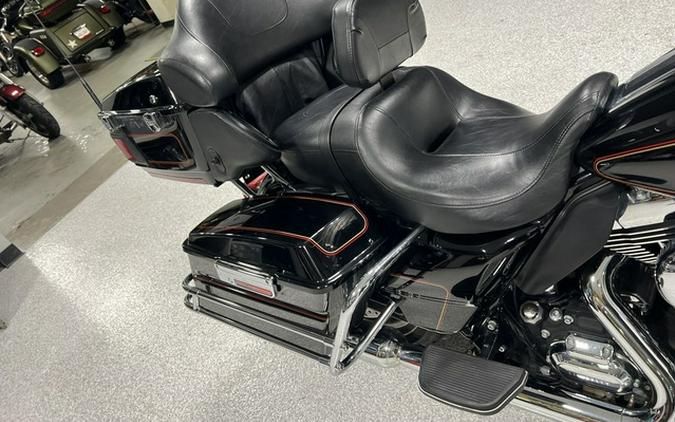 2011 Harley-Davidson FLHTCU - Ultra Classic Electra Glide