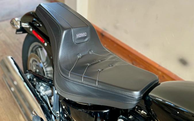 2022 Harley-Davidson Softail® Standard