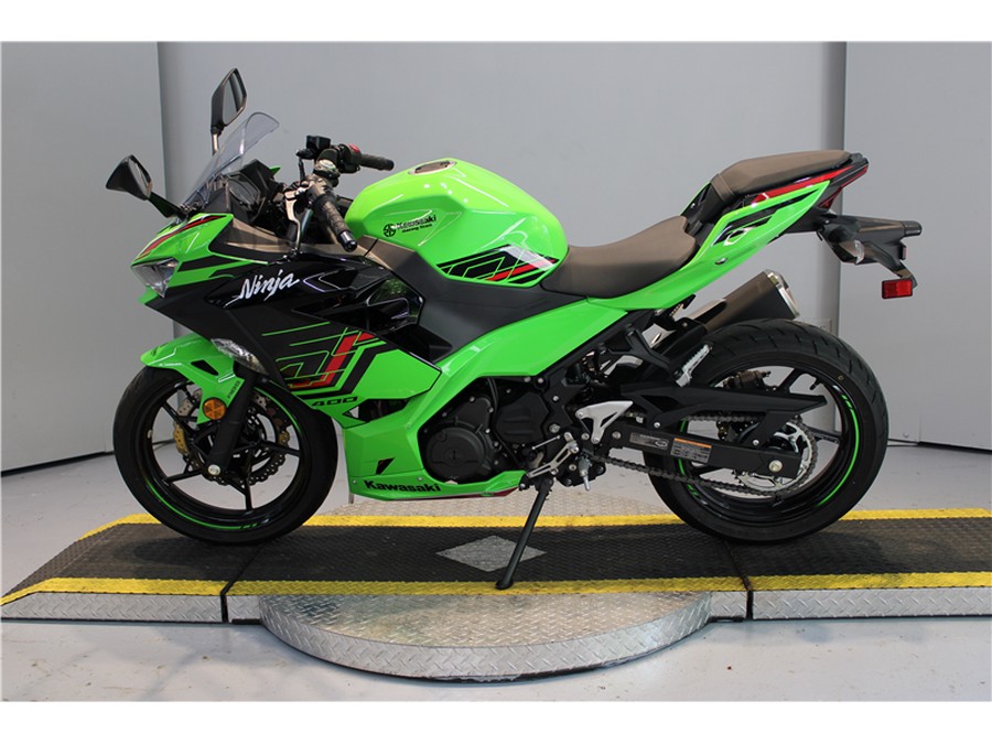 2023 KAWASAKI NINJA 400 KRT ABS