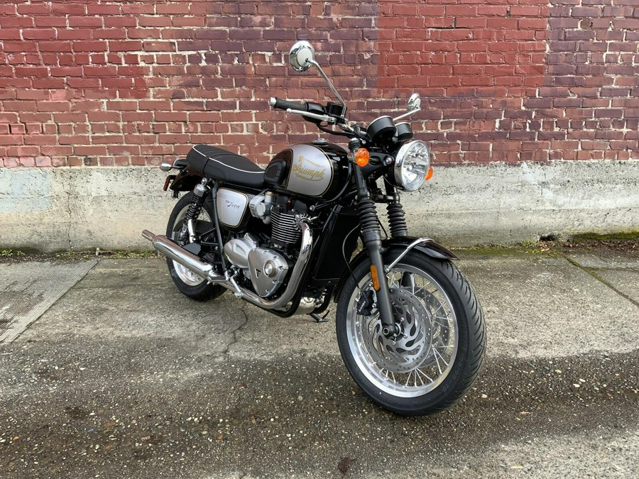 2025 Triumph BONNEVILLE T120 ICON