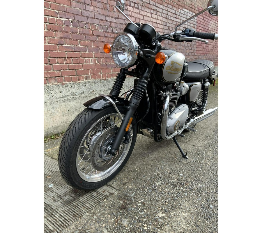 2025 Triumph BONNEVILLE T120 ICON