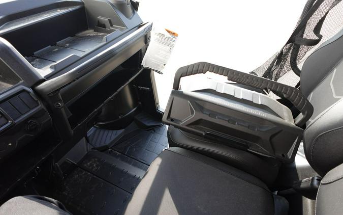 2026 Can-Am Defender MAX XT HD9