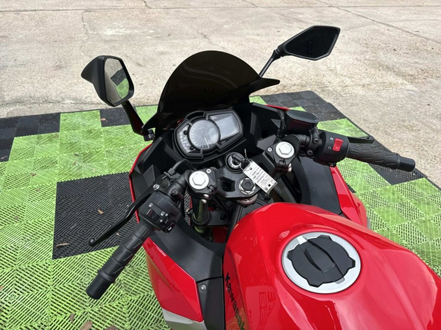 2021 Kawasaki Ninja 400 ABS