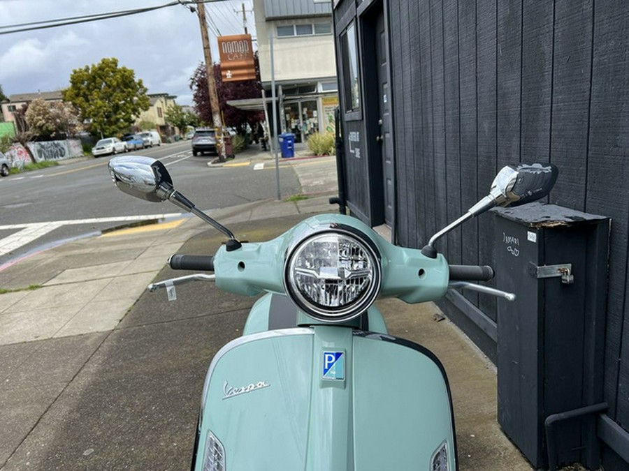 2024 Vespa GTS 300