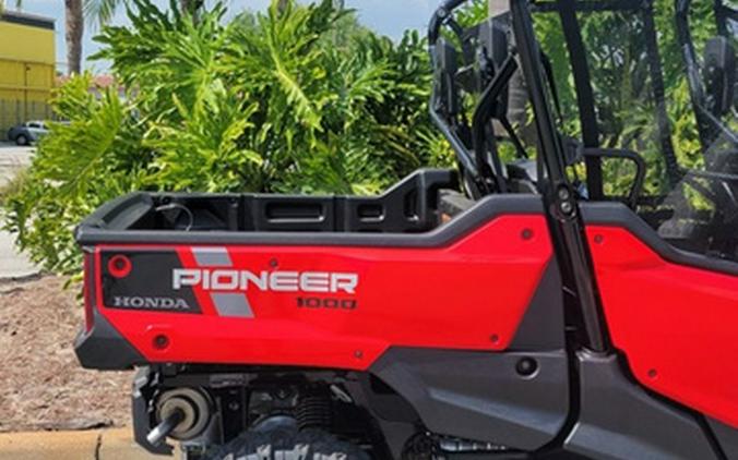 2024 Honda Pioneer 1000-6 Deluxe Crew