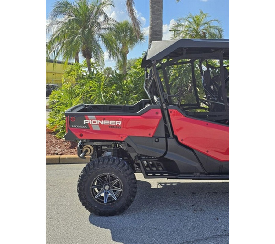 2024 Honda Pioneer 1000-6 Deluxe Crew