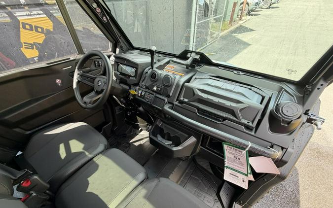 2026 Can-Am Defender PRO Limited HD10