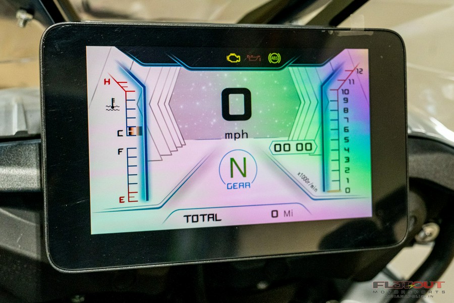 2023 Benelli SRT750X