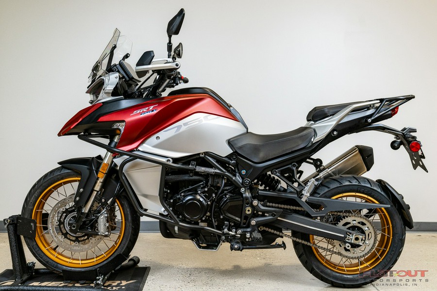 2023 Benelli SRT750X