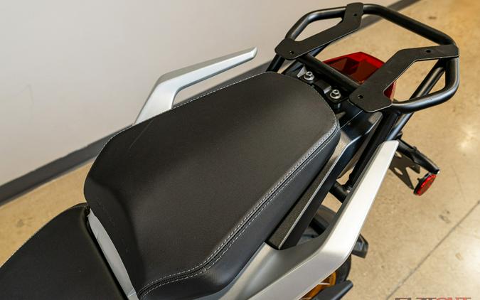 2023 Benelli SRT750X