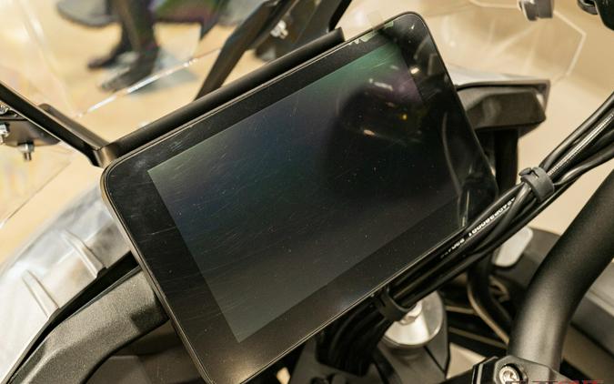 2023 Benelli SRT750X