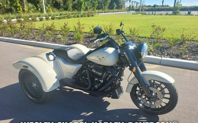 2023 Harley-Davidson Freewheeler