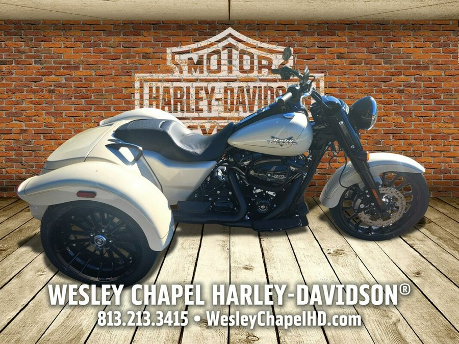 2023 Harley-Davidson Freewheeler