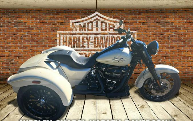 2023 Harley-Davidson Freewheeler