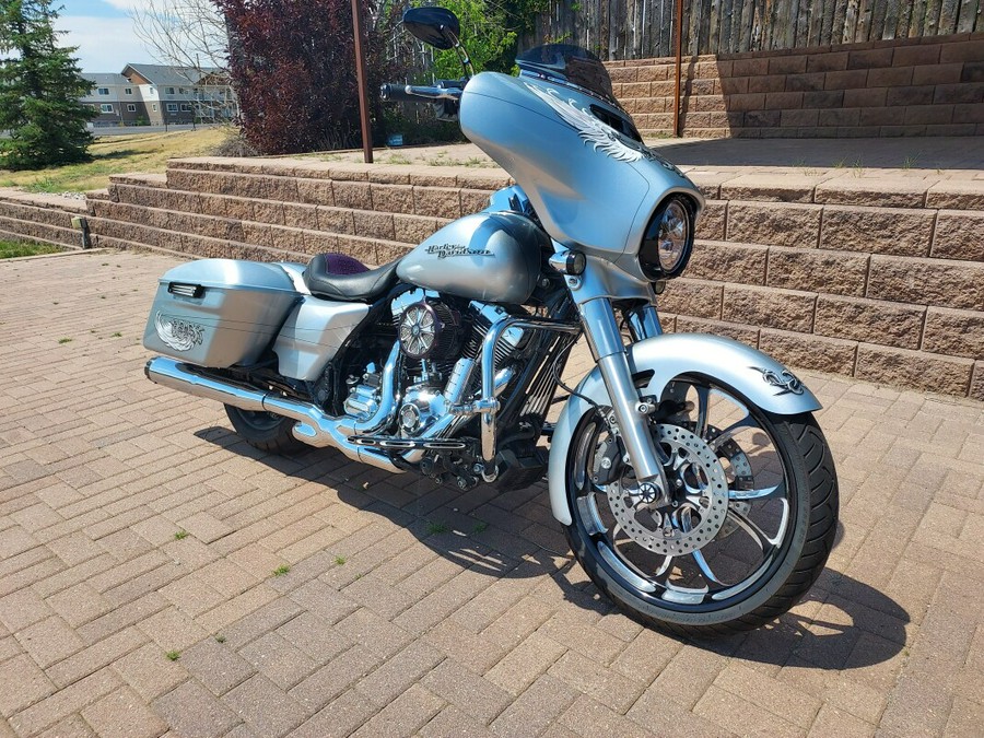 2015 Harley-Davidson Street Glide Special Brilliant Silver