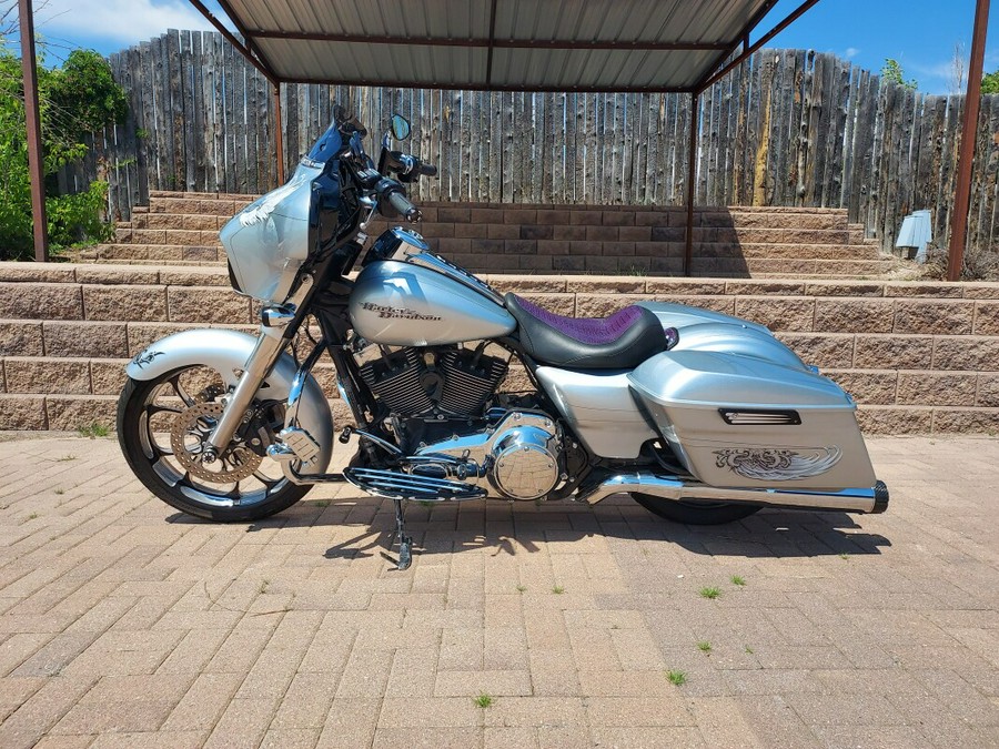 2015 Harley-Davidson Street Glide Special Brilliant Silver