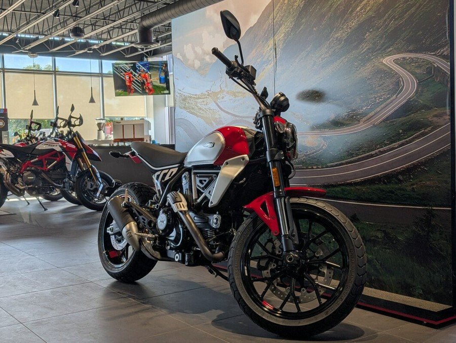 2025 Ducati Scrambler Icon