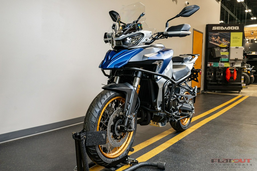 2023 Benelli SRT750X