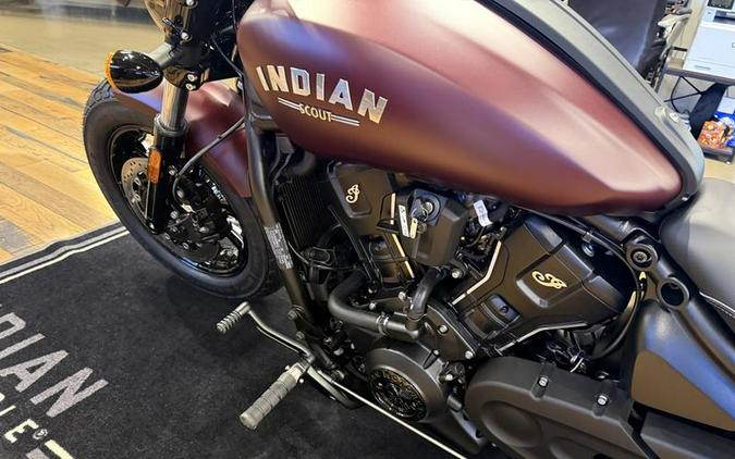 2026 Indian Motorcycle® Scout® Bobber Maroon Metallic Smoke