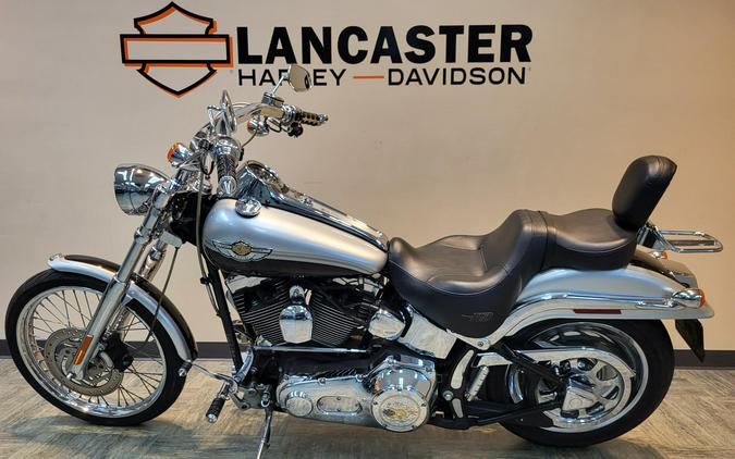 2003 Harley-Davidson® Softail Deuce Two-Tone Sterling Silver and Vivid Black FXSTDI