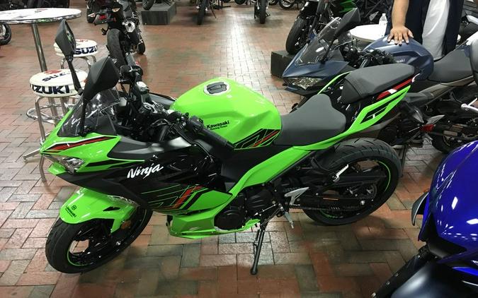 2023 Kawasaki Ninja® 400 KRT Edition ABS