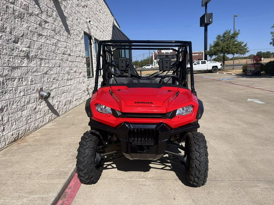 2023 Honda® Pioneer 1000-6 Deluxe Crew