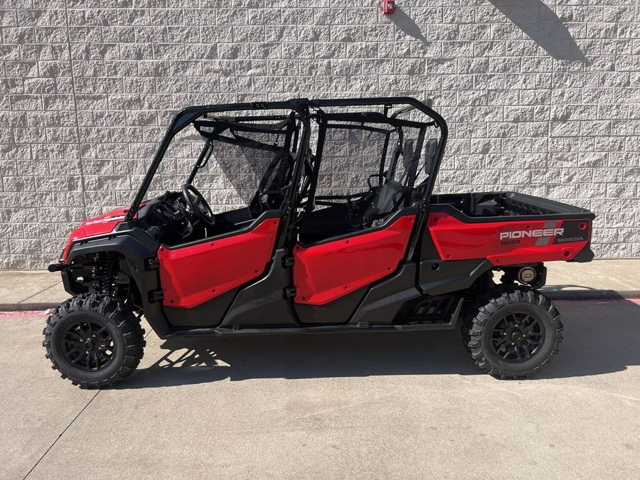 2023 Honda® Pioneer 1000-6 Deluxe Crew