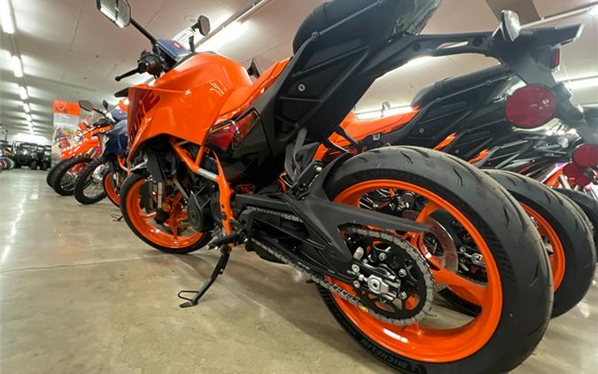 2024 KTM Duke 390