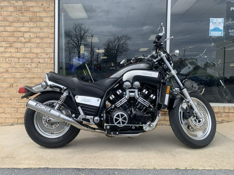 2001 YAMAHA VMAX