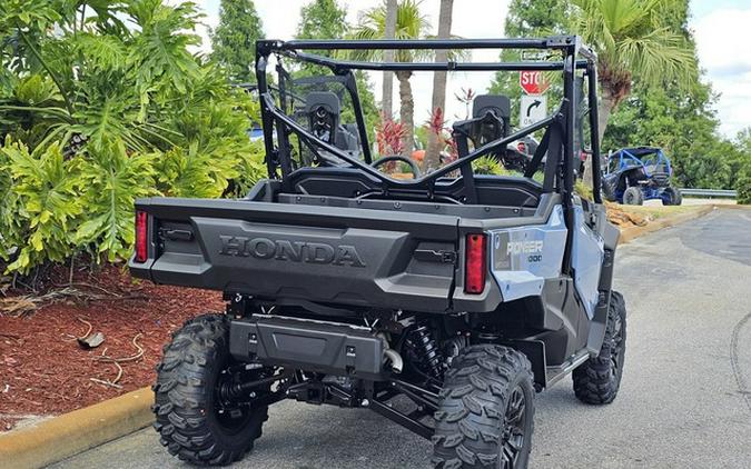 2024 Honda Pioneer 1000 Deluxe