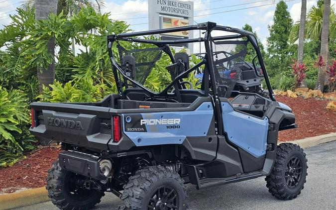 2024 Honda Pioneer 1000 Deluxe