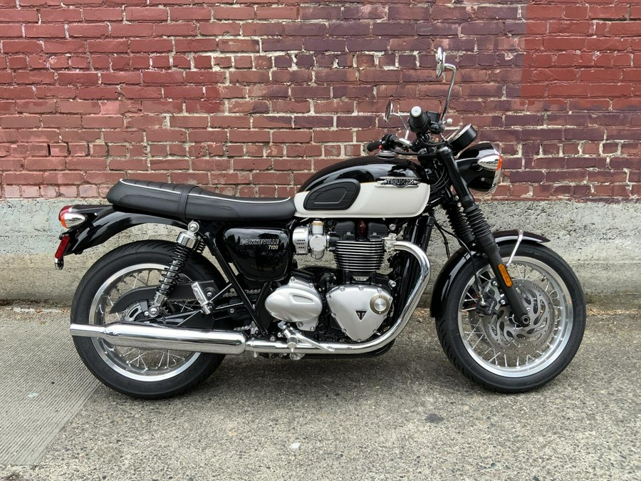 2025 Triumph BONNEVILLE T120