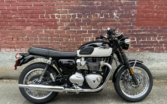 2025 Triumph BONNEVILLE T120