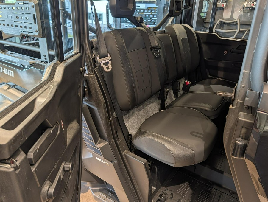 2026 Can-Am Defender MAX XT CAB HD11