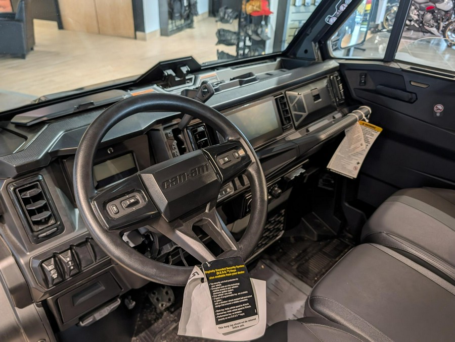 2026 Can-Am Defender MAX XT CAB HD11