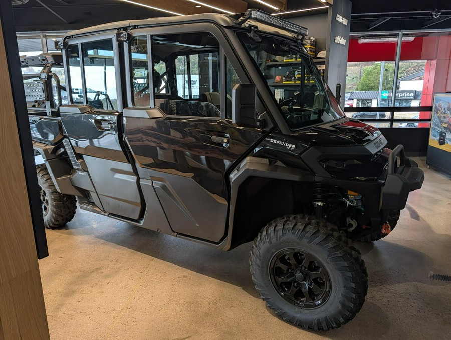2026 Can-Am Defender MAX XT CAB HD11