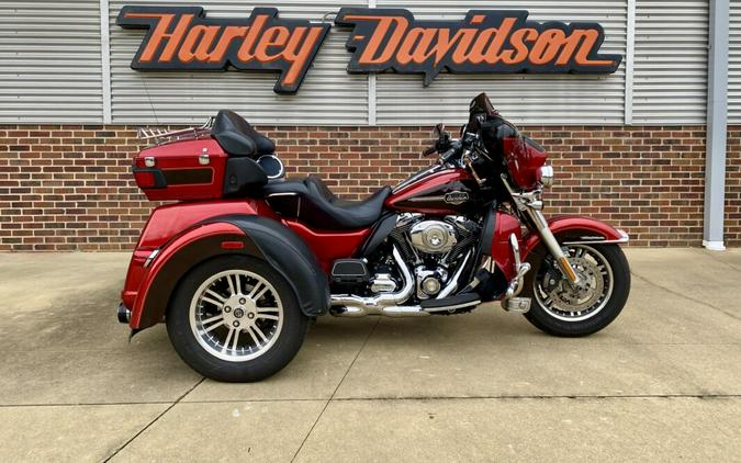 2012 Harley-Davidson Tri Glide Ultra EMBR RED/MERLOT W/ PINSTRIP