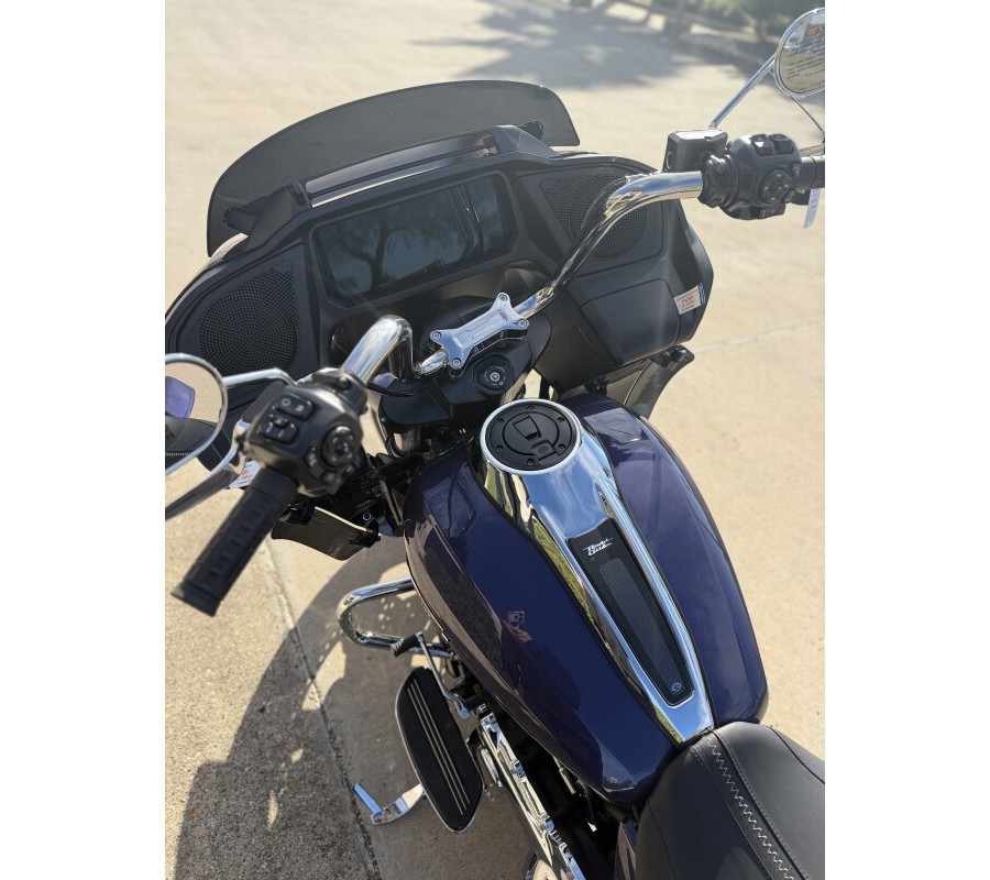 2026 Harley-Davidson Road Glide Purple Abyss Chrome Trim