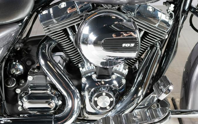 2014 Harley-Davidson Street Glide Special FLHXS
