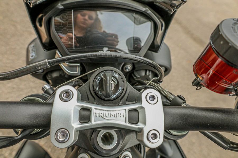 2018 TRIUMPH STREET TRIPLE R
