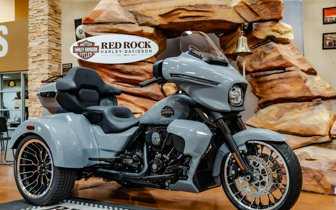 2026 Harley-Davidson Street Glide 3 Limited FLHLT