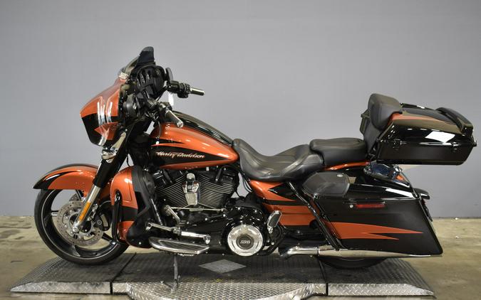 2017 Harley-Davidson CVO Street Glide Sunburst Orange/Starfire Black with Contrast Chrome Aggress